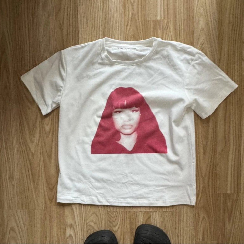 H&M White T-Shirt with Red Graphic